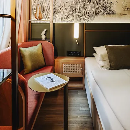Hotel Ameron Flora 4*